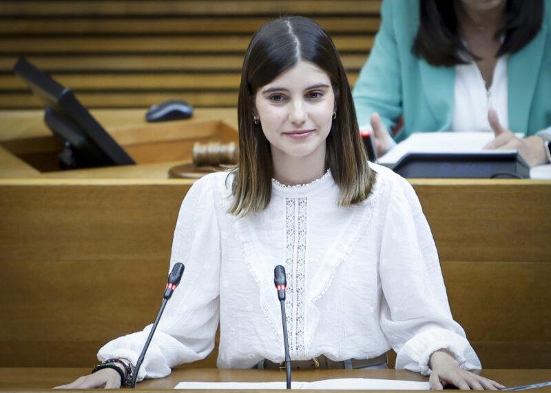 Lucía Peral: “El gobierno del cambio del cambio cumple con sus promesas y sigue mejorando la vida de los jóvenes valencianos”