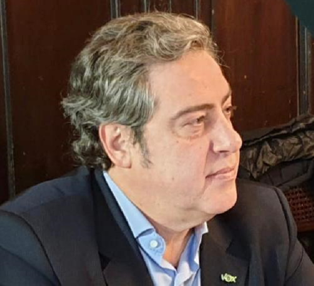 José María Llanos: “De Vacaciones. ¿Perpetuas?”