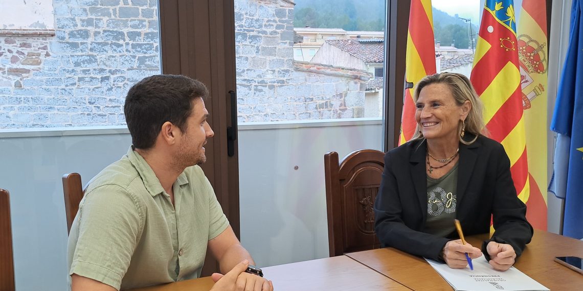 Susana Fabregat visita la Pobla Tornesa