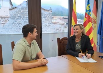 Susana Fabregat visita la Pobla Tornesa