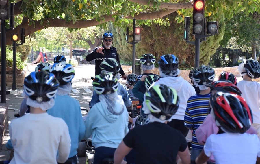 La Policía Local de València imparte educación vial a 20.000 escolares