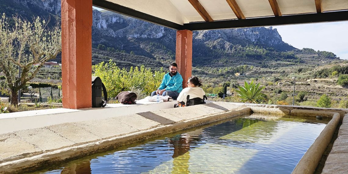 Costa Blanca difunde su oferta de turismo alemán con movilidad reducida