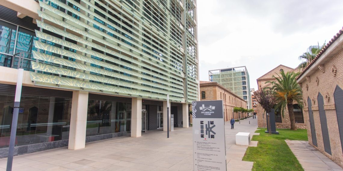 La Generalitat introduce medidas para una administración eficiente