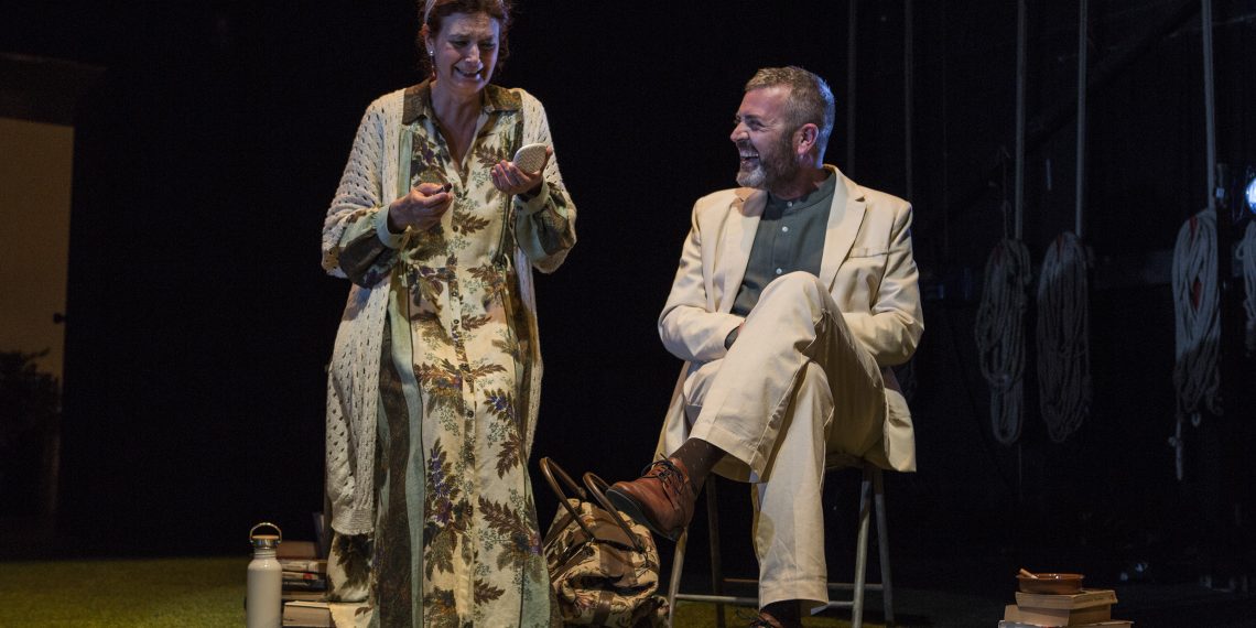 El Palau de Congressos de Peníscola acoge la obra de teatro ‘Cinc minuts’