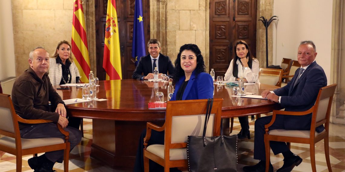 Carlos Mazón se reúne con representantes económicos y sociales de la Comunitat Valenciana