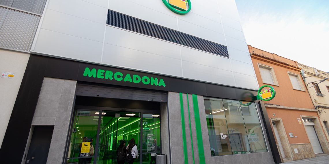 Mercadona inaugura un nuevo supermercado en Tavernes de la Valldigna tras invertir 4,5 Millones de €