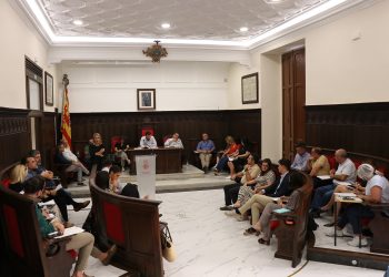 El Pleno da luz verde a la actualización de ordenanzas fiscales para tres impuestos y dos tasas en 2025