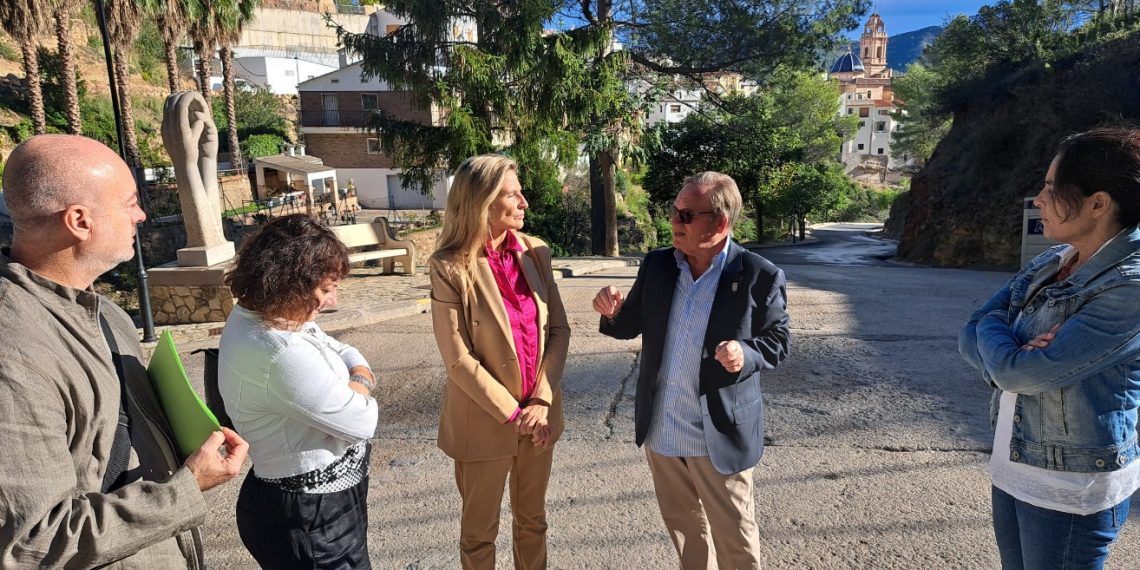 Fabregat reafirma el apoyo de la Generalitat a los municipios rurales