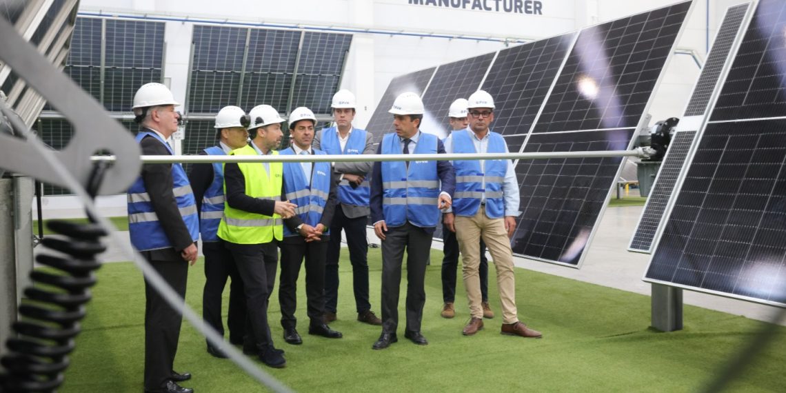 Carlos Mazón destaca “la capacidad de la Comunitat para convertirse en líder energético de Español y Europeo”