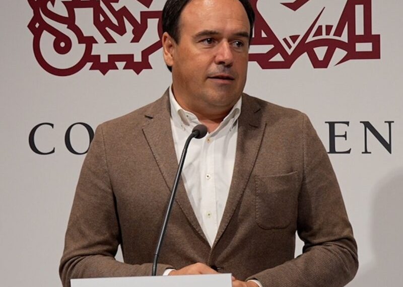 Juanfran Pérez: “El PSOE lanza falsas acusaciones para desviar la atención sobre las encuestas positivas para el Gobierno del cambio”