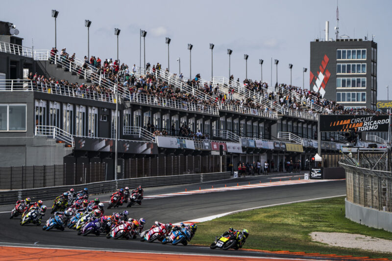 Renfe refuerza Cercanías y autobuses para el Gran Premio de MotoGP en Cheste
