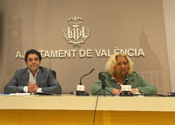 El Ayuntamiento confirma la bajada de impuestos aprobada para 2024 ante el «basurazo» de Sánchez