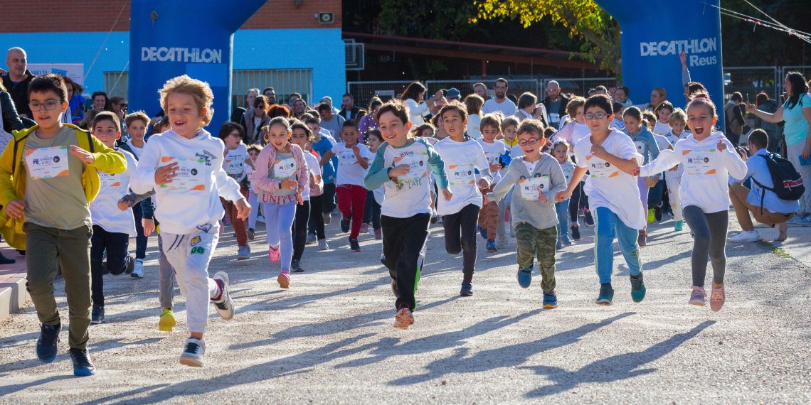 Los colegios de la Comunidad Valenciana se unen a la carrera solidaria La Vuelta al Cole Unoentrecienmil
