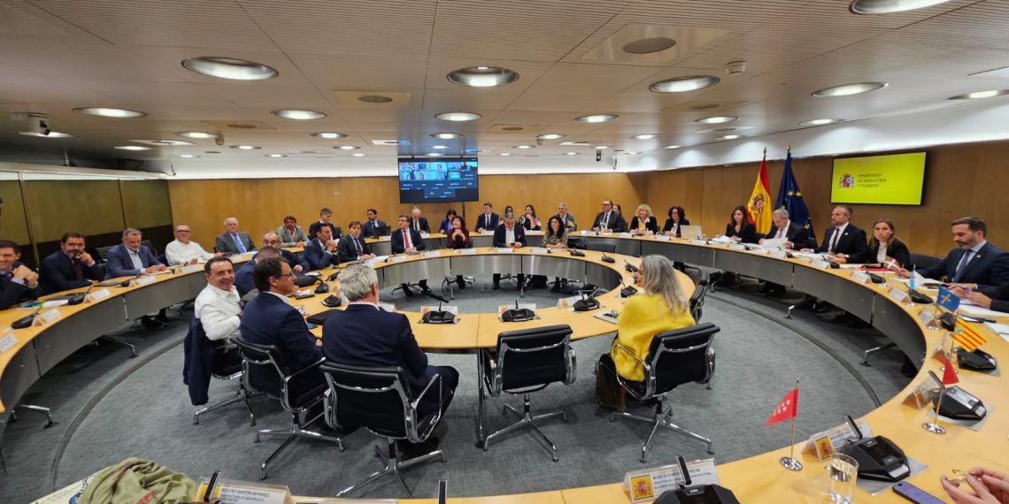 La Generalitat apoya el turismo responsable en España