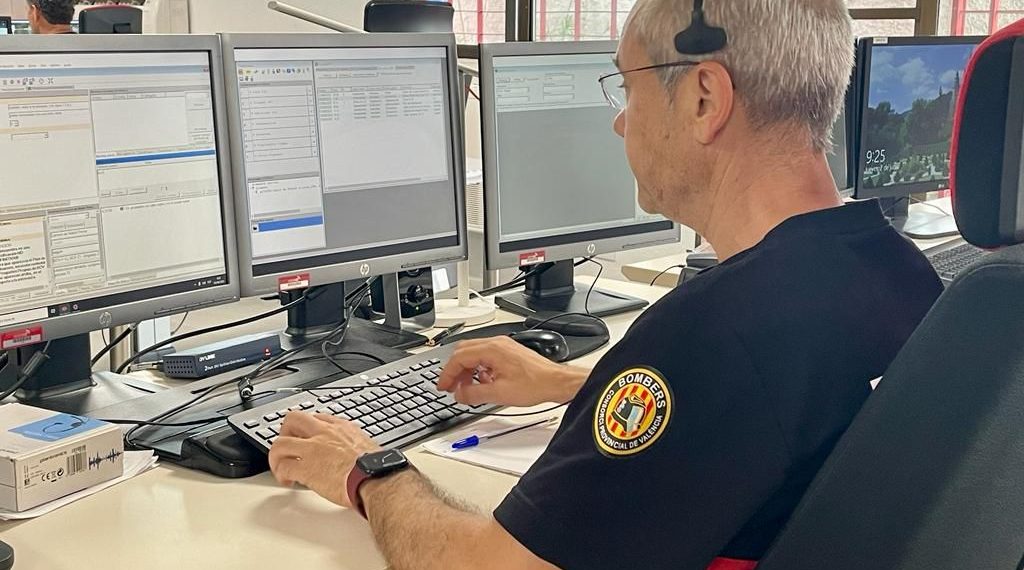 El Consorcio de Bomberos de la Diputació de València forma a su plantilla en ciberseguridad y prevención de delitos informáticos
