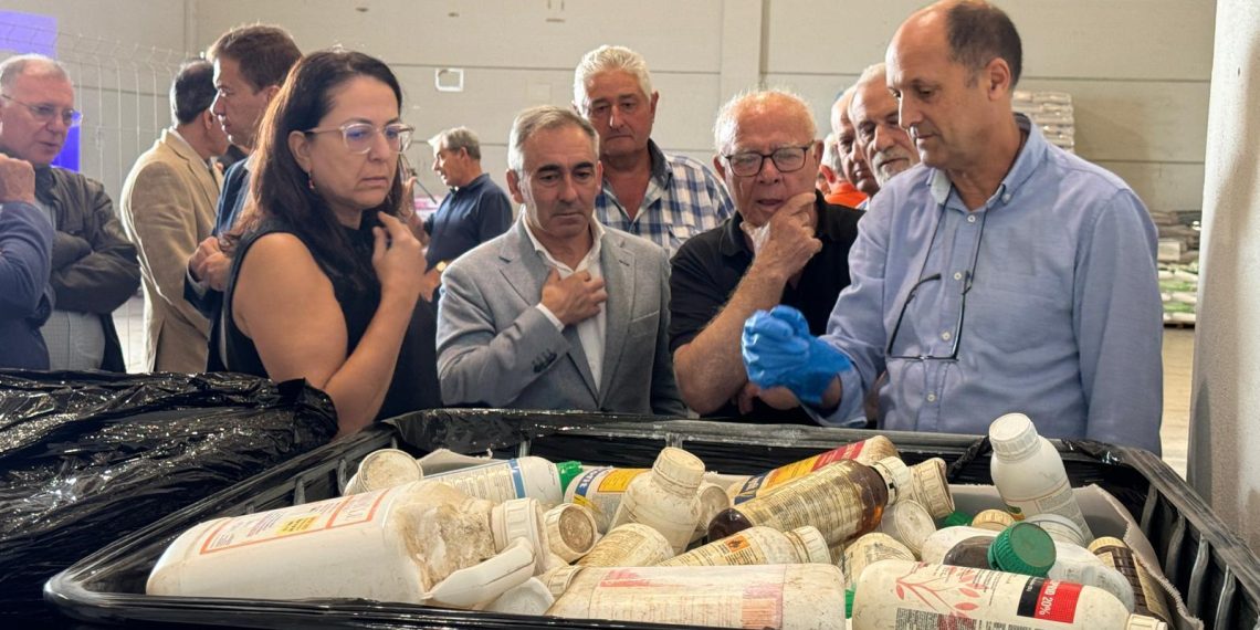 Agricultura destinará 215.000 euros para retirar productos fitosanitarios