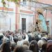 El Arzobispo acompaña a la imagen peregrina de la Virgen en la visita a Picanya y Torrent, zonas afectadas por la DANA