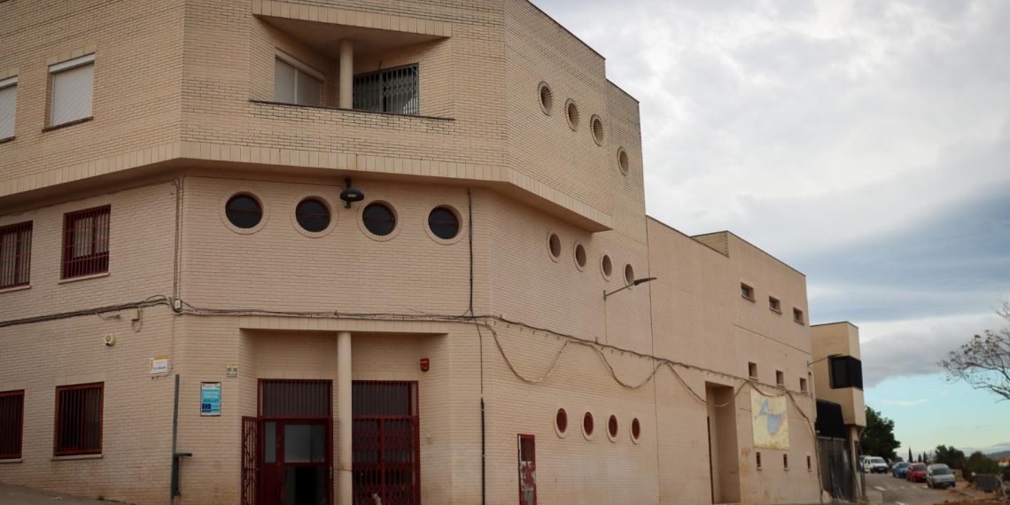 Torrent inicia la reparación del Centro Social Xenillet y la Escuela Infantil Ciudad Jardín tras la DANA