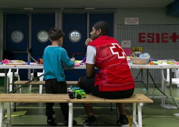 El pabellón El Vedat de Torrent permanece como centro de acogida para los vecinos trasladados tras la DANA