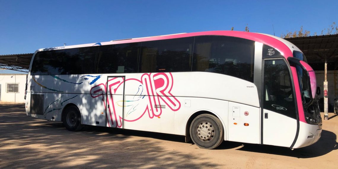 El autobús lanzadera para trabajadores de áreas industriales de l’Horta Sud registra 1.195 desplazamientos desde su puesta en marcha
