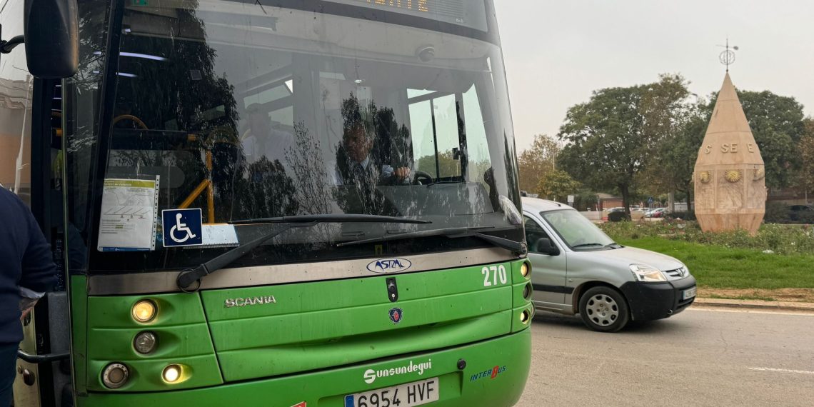 La Generalitat pone en marcha los servicios de autobús Manises-València y Quart de Poblet-València y alcanza las 25 líneas sustitutivas de Metrovalencia