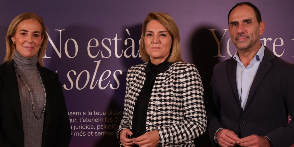 Susana Camarero recuerda a las mujeres víctimas de violencia “que no están solas”