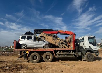 La Generalitat activa la segunda fase del plan para retirar los vehículos siniestrados en colaboración con los ayuntamientos