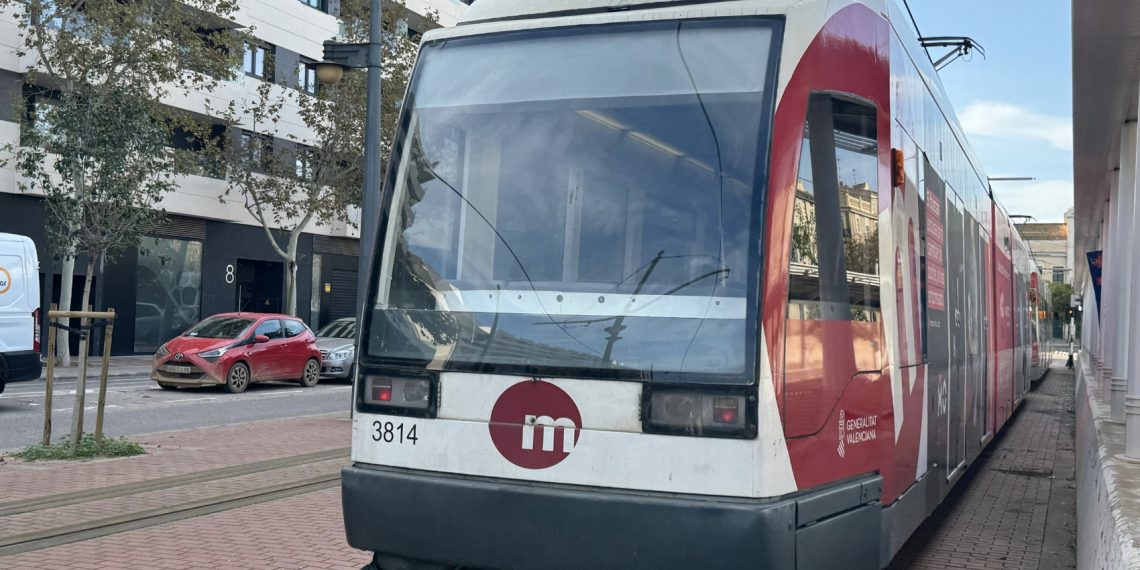 Metrovalencia reanuda la circulación de las cuatro líneas de tranvía para atender a 50.000 usuarios diarios
