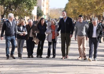 Carlos Mazón acompaña a sus SSMM los Reyes en su visita a Chiva y Utiel