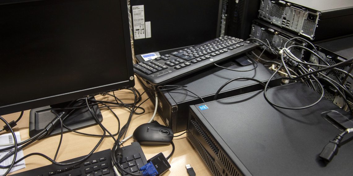 La Diputació de València proporciona a los ayuntamientos afectados el equipamiento informático necesario para que puedan ponerse en marcha