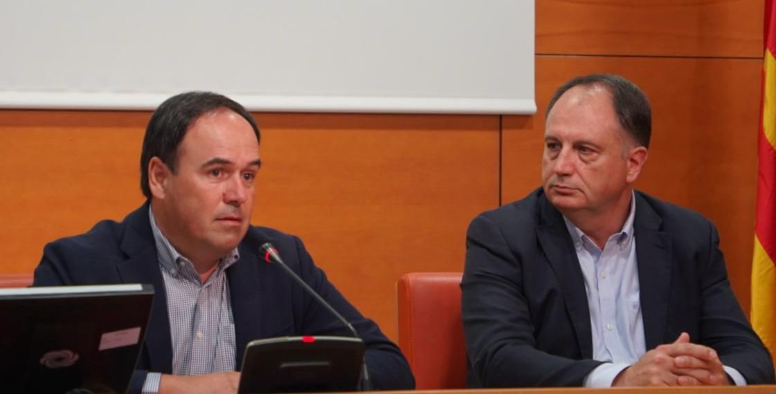 Juanfran Pérez: “Mientras los vecinos limpian barro, la prioridad del PSOE es echar a la alcaldesa de Requena”