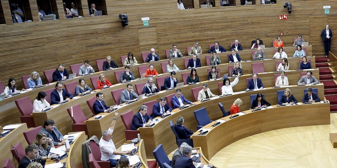 El PPCV pide en Les Corts la aprobación de más de un centenar de medidas para la recuperación de las zonas afectadas por la DANA