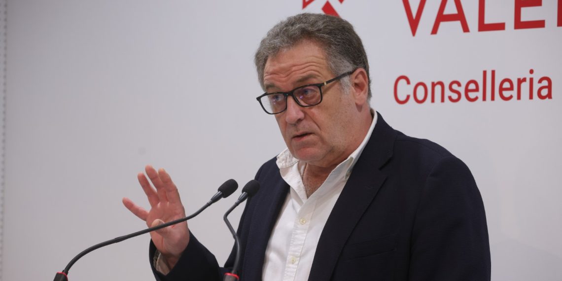 Sanidad garantiza el tratamiento de la salud mental de las personas afectadas por la DANA