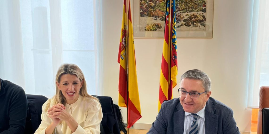 José Antonio Rovira y Yolanda Díaz exponen el plan integral para la reactivación económica