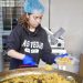 El Centro Social de San Josemaría Escrivá de Valencia reparte más de 3.000 raciones de comida a las zonas afectadas