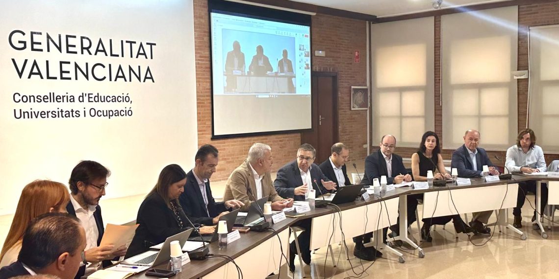 La próxima semana se incorporará un 70% del alumnado a las aulas tras la DANA