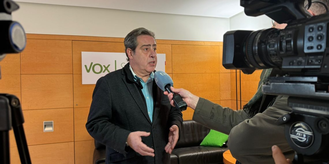 José María Llanos (VOX) sobre la moción de censura que quiere presentar Compromís: “Pretenden realizar una especie de 11-M para ganar las elecciones en la calle y no en las urnas”