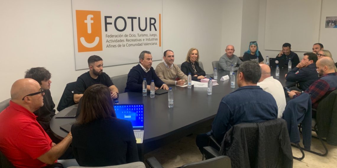 FOTUR y Promfest invitan a profesionales y empresarios del sector a participar en una iniciativa orientada a la formación en prevención de la violencia de género y promoción de la igualdad en el ámbito del ocio y la cultura.