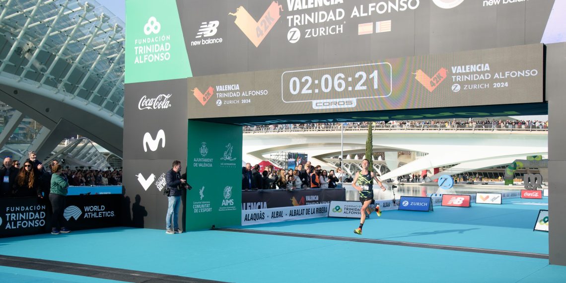 Maratón Valencia: once récords nacionales se suman a la mejor marca mundial de 2024