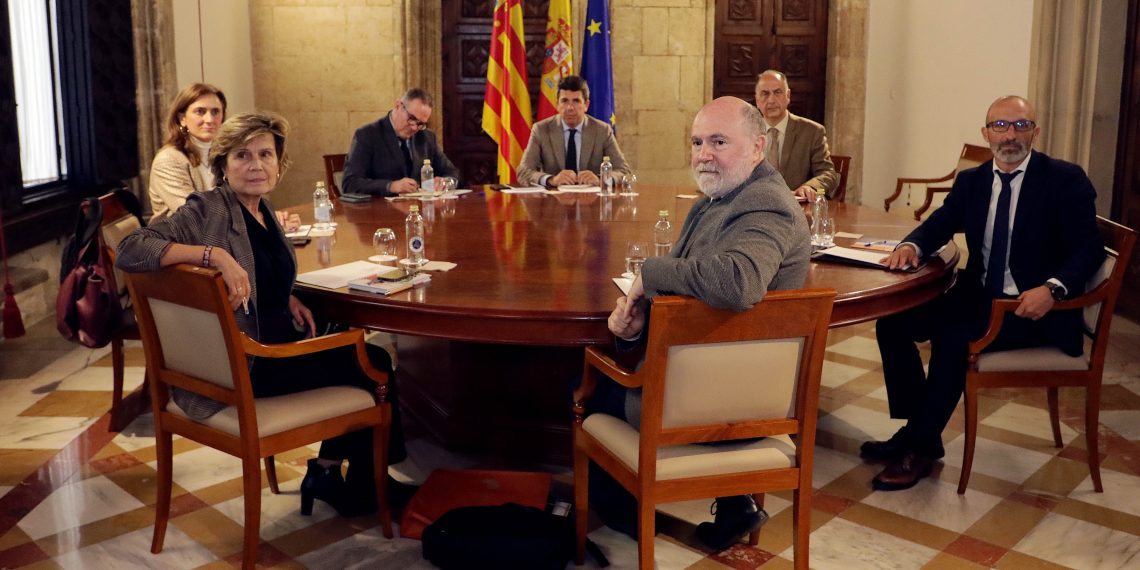 Carlos Mazón mantiene un encuentro de trabajo con el presidente de TRAGSA