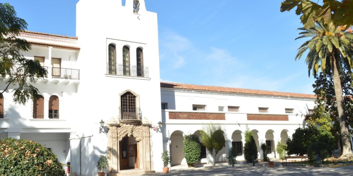 Mantenimiento del Centro de Infantil y Primaria IVAF-Luis Fortich