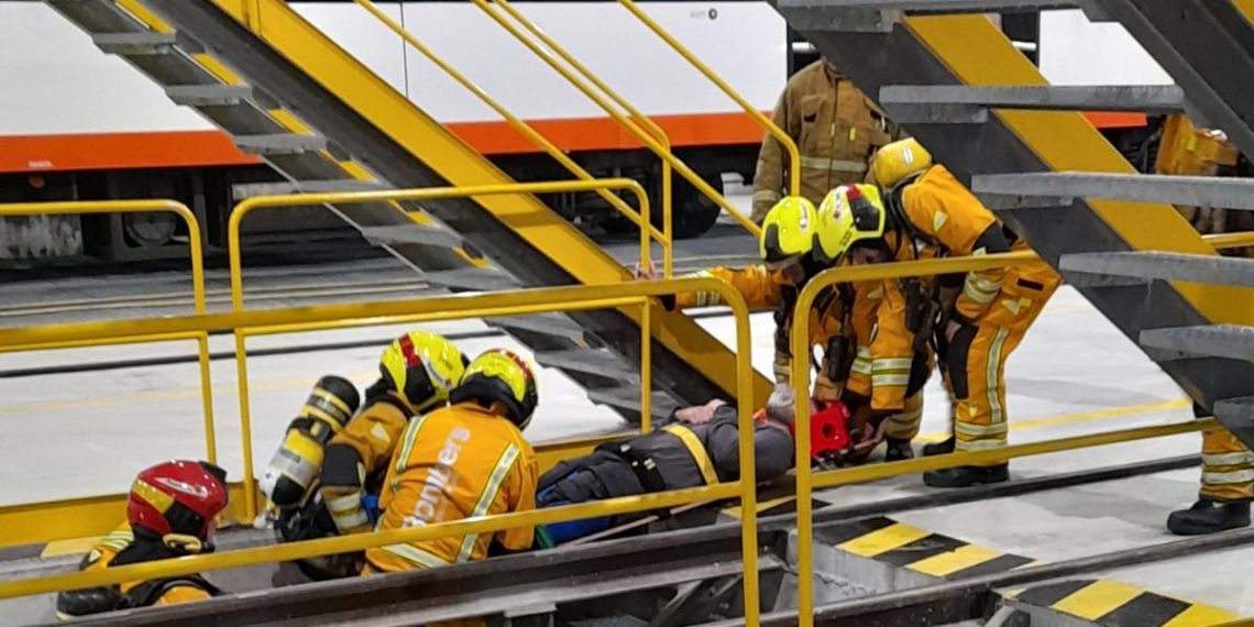 TRAM d’Alacant en Benidorm realiza simulacro de un incendio
