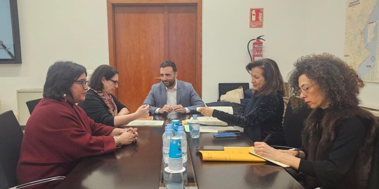 Cultura aborda con el Ayuntamiento de Sagunto la dinamización de los espacios culturales y patrimoniales del municipio