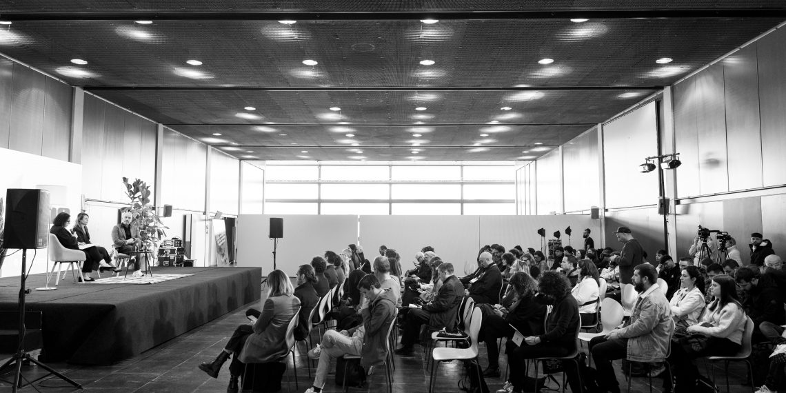 La Feria Valenciana de la Música ‘Trovam’ recuerda a la población afectada por la riada