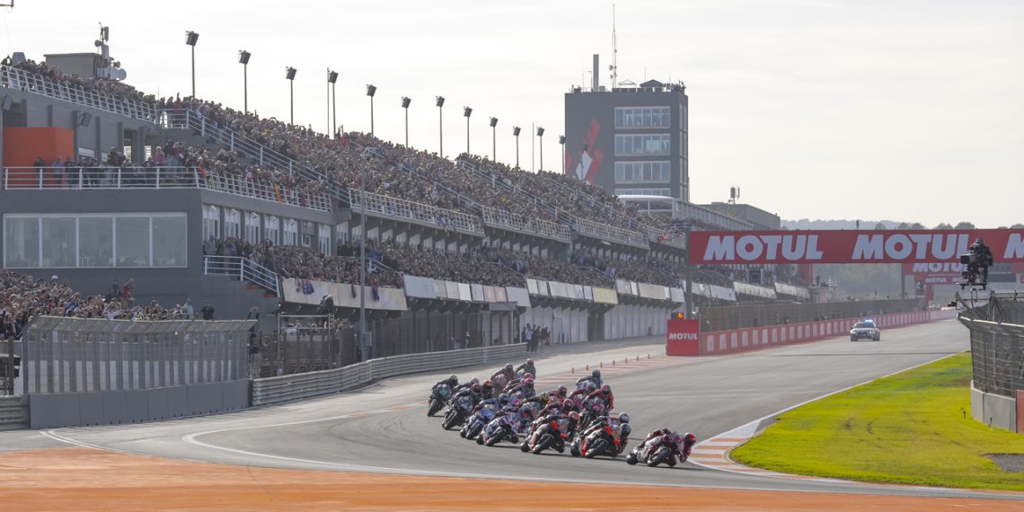 À Punt estrena el documental sobre los 25 años del Circuito de Cheste