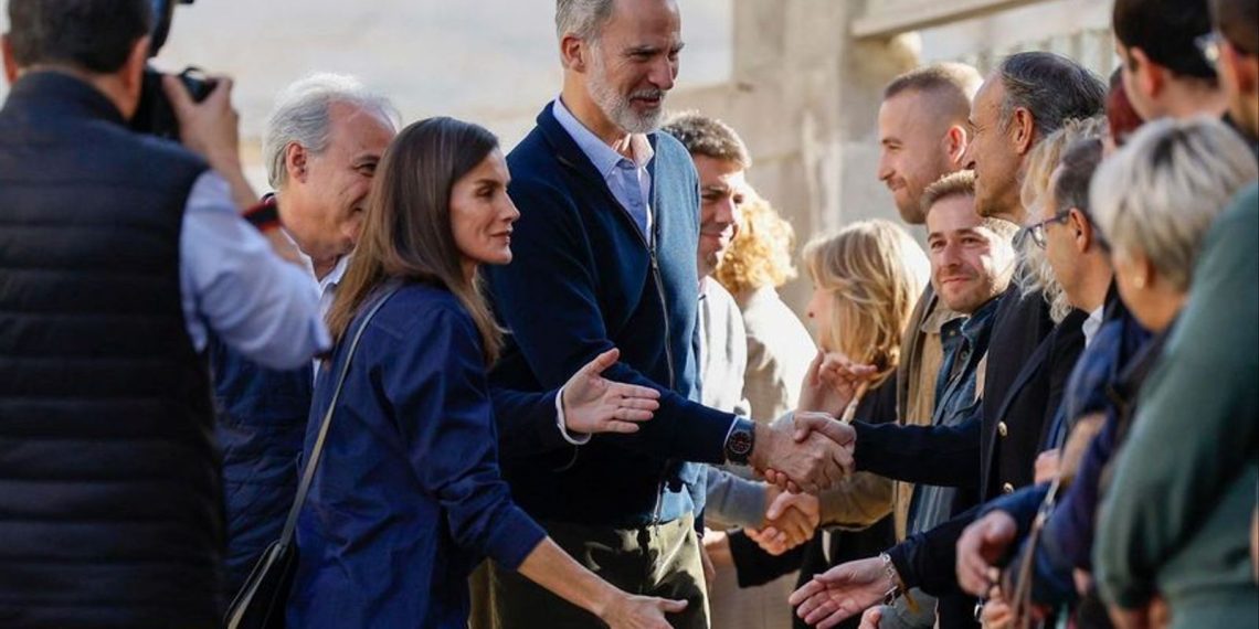 À Punt retransmite la misa funeral por las víctimas de la DANA presidida por los reyes de España