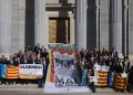 Laura Chulià participa en la concentración ante el Congreso para exigir ayudas