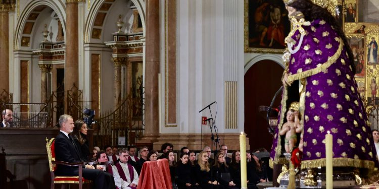  Arzobispo de Valencia “Ante el dolor, no podemos quedar indiferentes. La Iglesia seguirá acompañando  y ayudando mientras sea necesario”