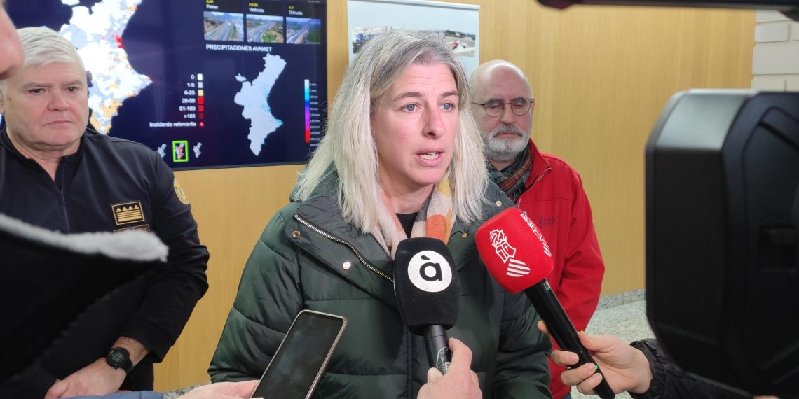 El CECOPI resalta la progresiva incorporación de maquinaria a los trabajos de extracción de lodos en aparcamientos y sótanos