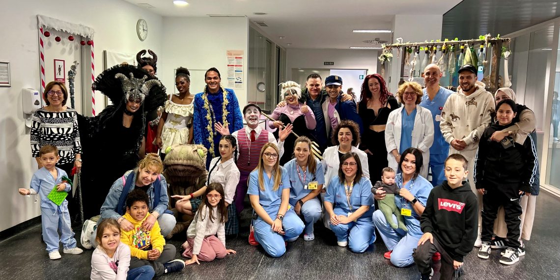 El Circo Encantado visita a los niños del Hospital Universitario del Vinalopó